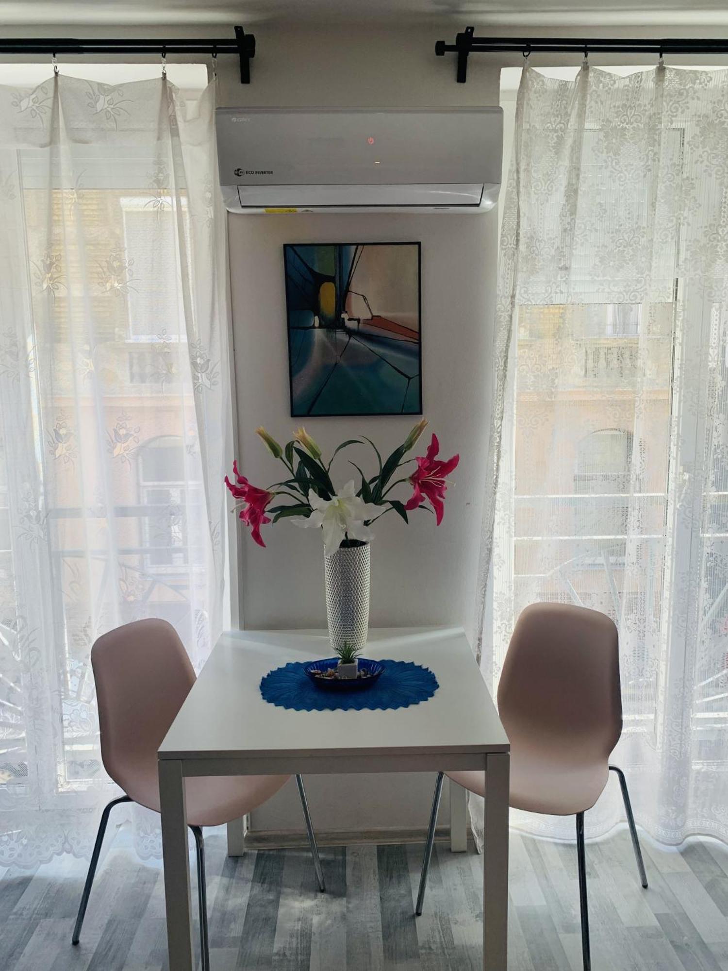 Onyx Apartment With Free Private Garage + Ac ブダペスト エクステリア 写真