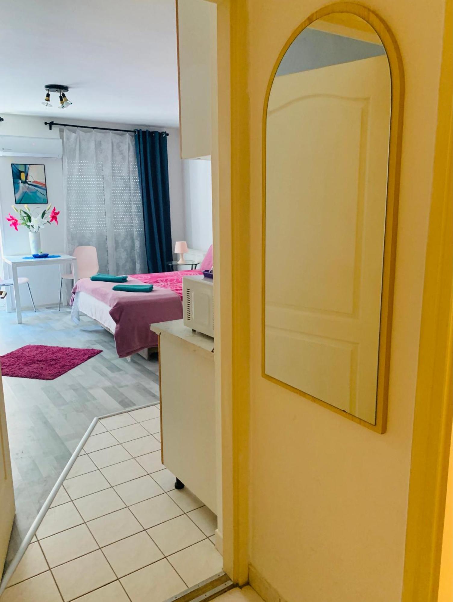 Onyx Apartment With Free Private Garage + Ac ブダペスト エクステリア 写真